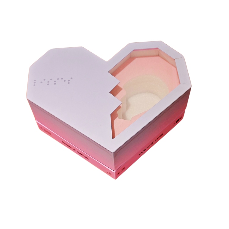 Custom Heart-shaped window rigid gift box with insert for cosmetic