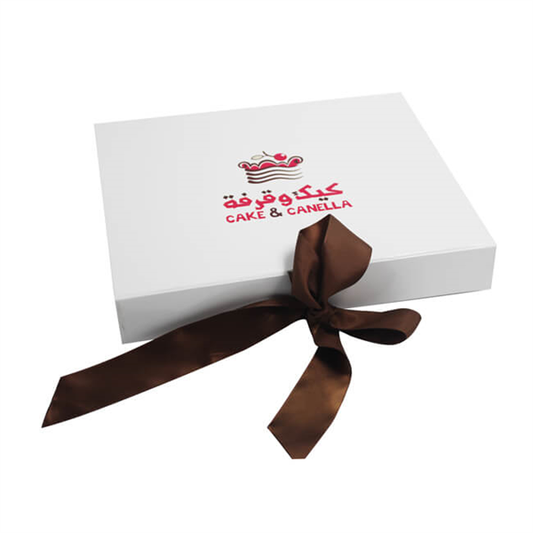 Custom paper gift box for cake|Gift box for cake packaging with ribbon