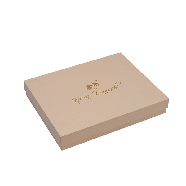 paper packaging box with gold logo