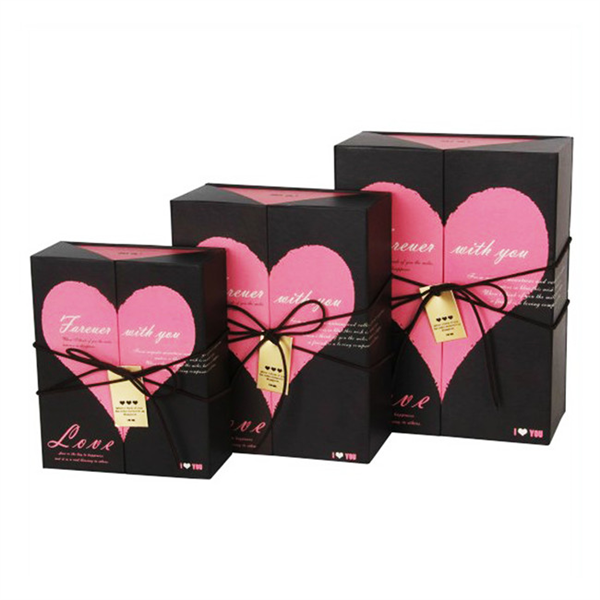 Custom rigid cardboard box for Christmas gift packaging