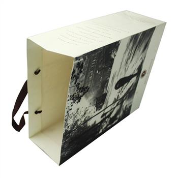 Luxury Shopping Paper Bag with Handle For Clothes