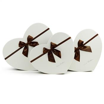 heart shaped gift box