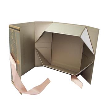 High-end Custom Christmas Foldable Gift Box with Ribbon Closure