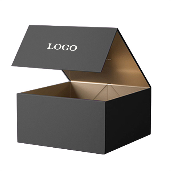 black magnetic foldable box