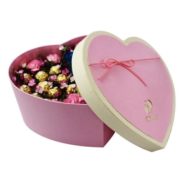 heart shaped flower gift box for Christmas gift