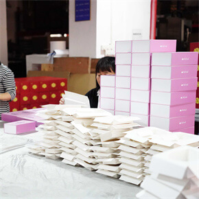 Custom packaging box factory