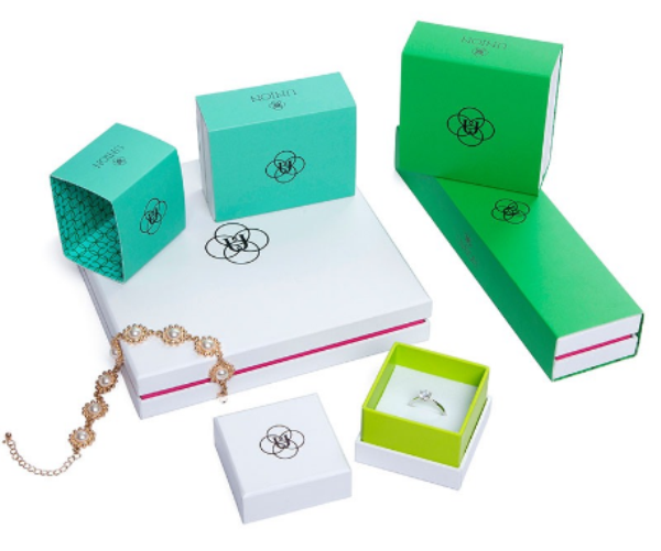 bespoke-jewelry-packaging-box