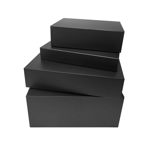 black-paper-box-in-stock