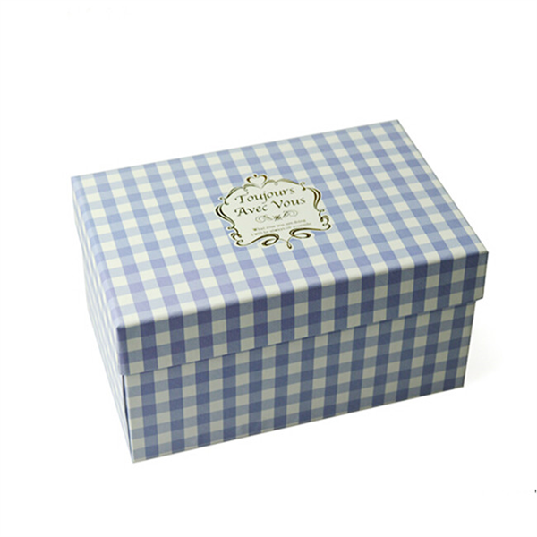 cosmetic gift box supplier