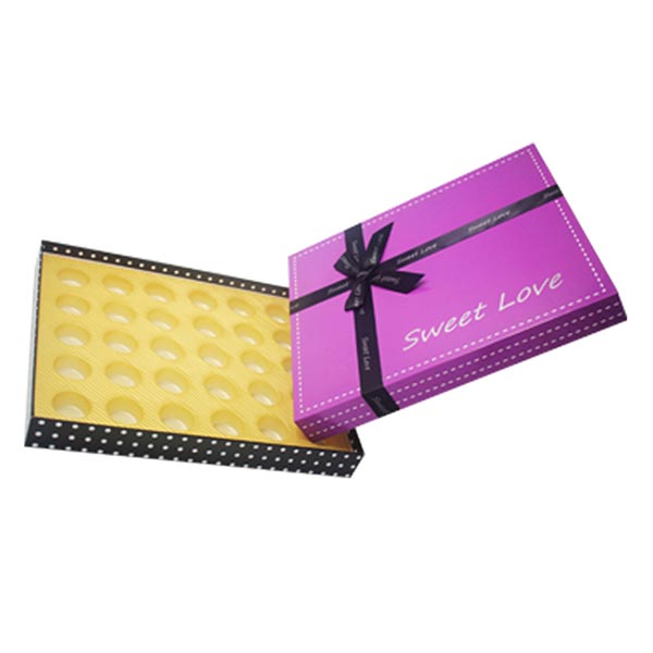 Custom Chocolate Gift Box with Ribbon Decoration 02