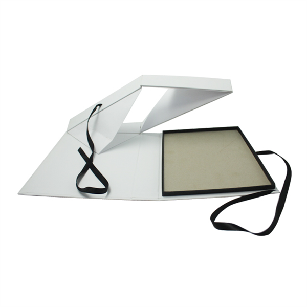 New creation white paper collapsible gift box with ribbon