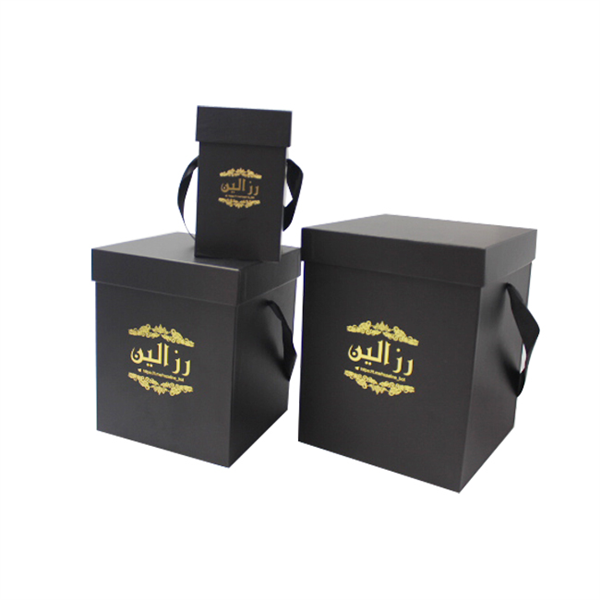 Standard sizes of black square paper flower gift boxes