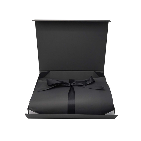 folding box with ribbon for clothing