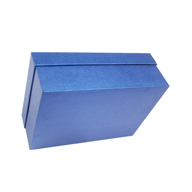 shoe box with lid